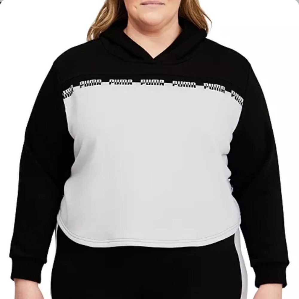 PUMA‼️Plus Size Amplified Cropped Hoodie 3X